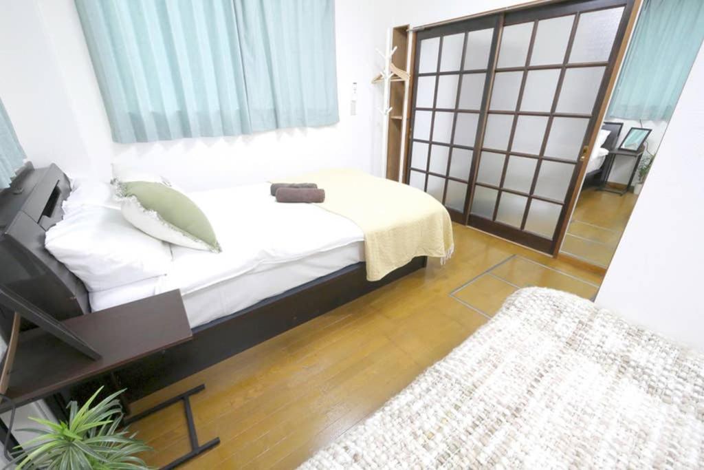 マスク配布ありa5 新宿10分 10人宿泊可能 出張在宅勤務に最適!!宿泊型テレワークスペース!!Wifi完備 回線安定してます!!長期宿泊受付中 Tokió Kültér fotó
